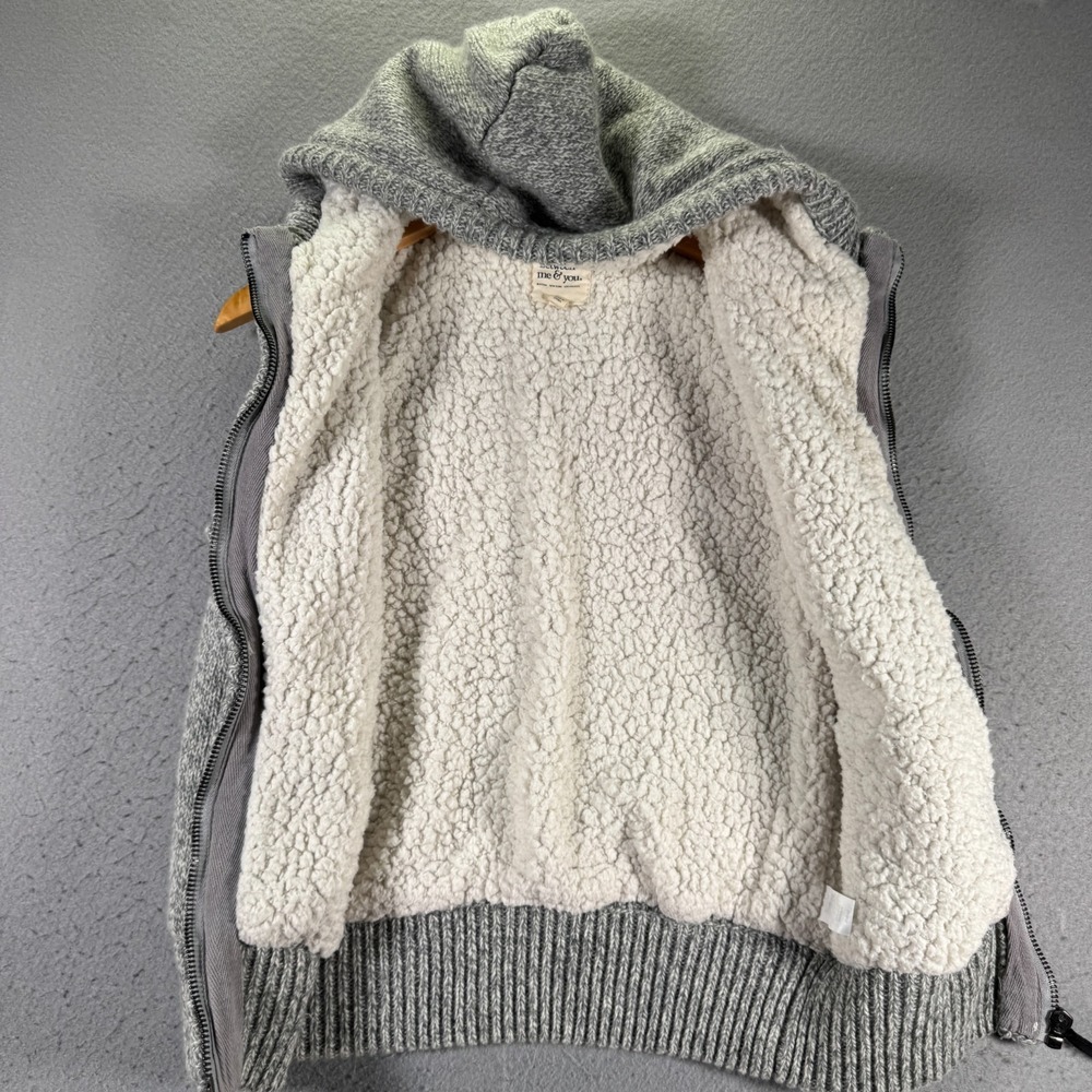 Between Me & You Sherpa Lined Knit Vest Womens Large Gray Wool Aztec Heavyweight - Picture 3 of 9